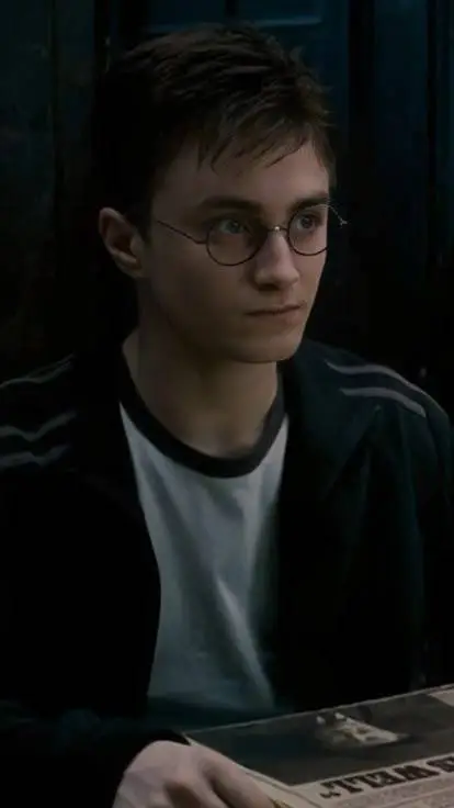 ai character: Harry Potter background