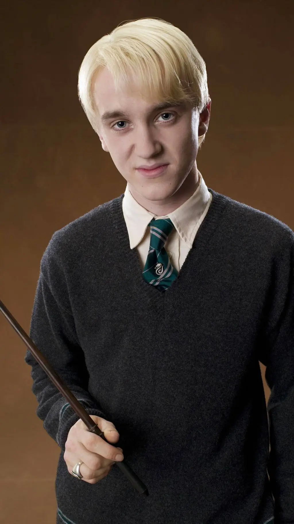 ai character: Drago Malefoy  background