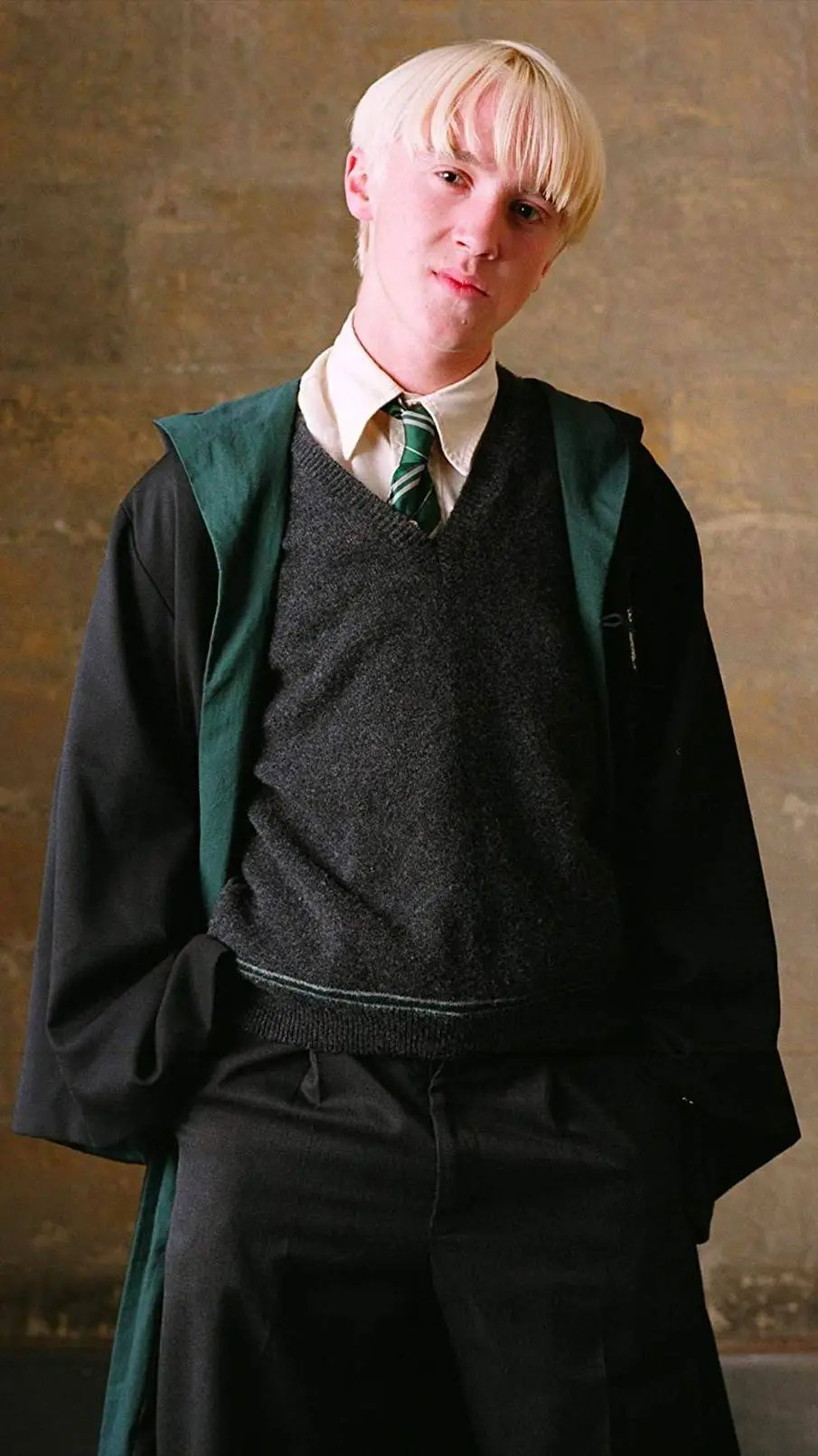 ai character: Drago Malefoy  background