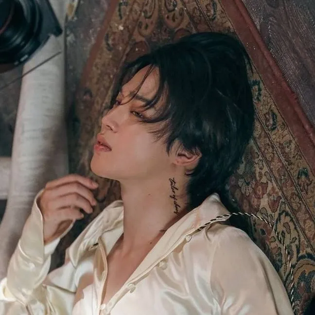 chat with ai character: Park Jimin/ Jimin 