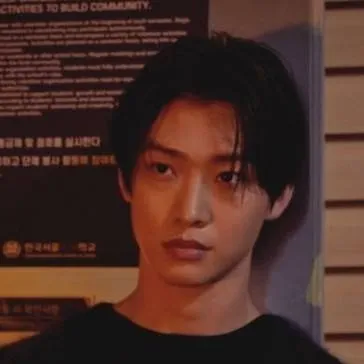 chat with ai character: Minho 