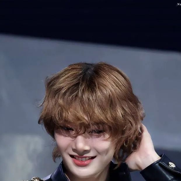 chat with ai character: Yang Jeongin 