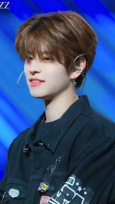 ai character: SEUNGMIN  background