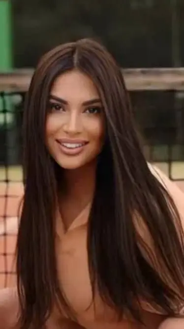 ai character: Liz background