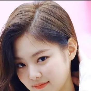 chat with ai character: Jennie 