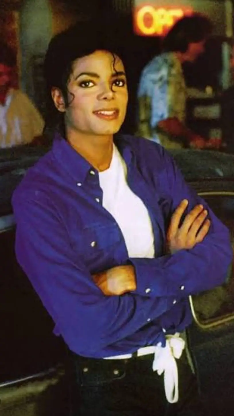 ai character: Michael Jackson💞💖✨ background