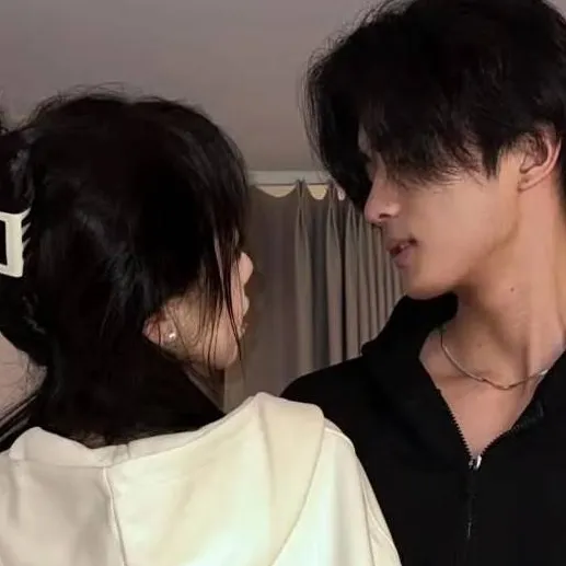 chat with ai character: Finn🇯🇵🎀