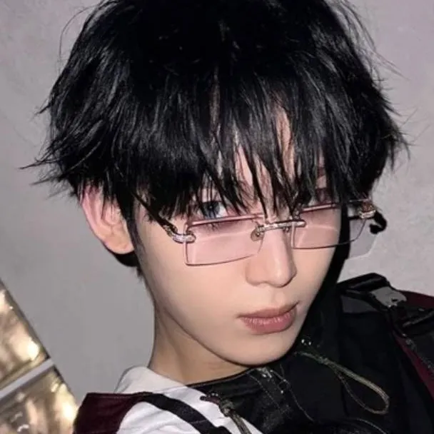 chat with ai character: sunoo 