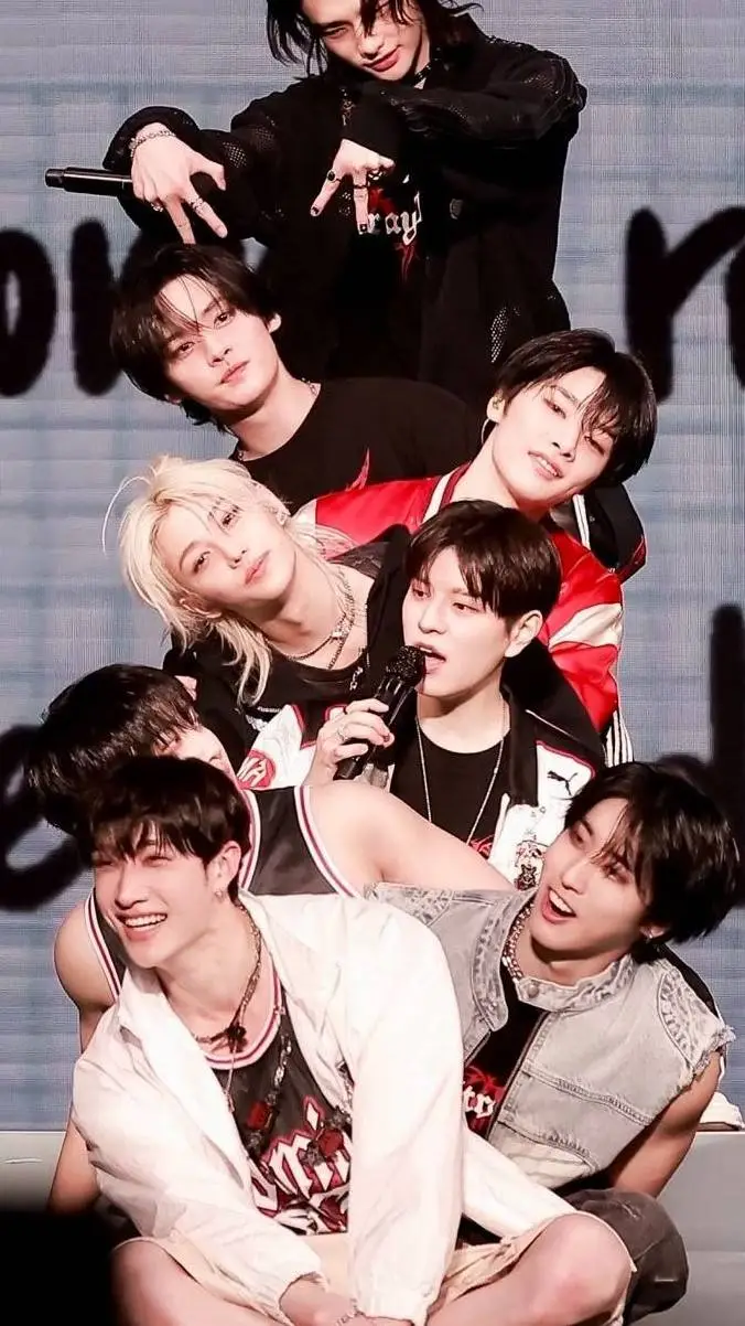 ai character: straykids  background
