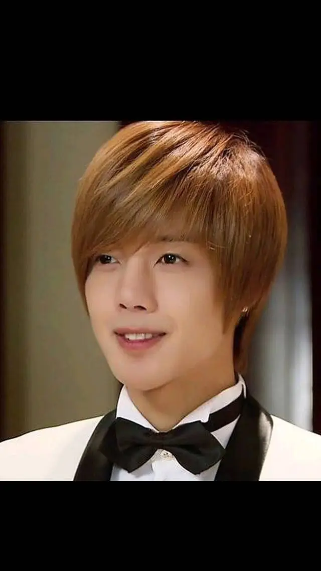 ai character: Juan  background