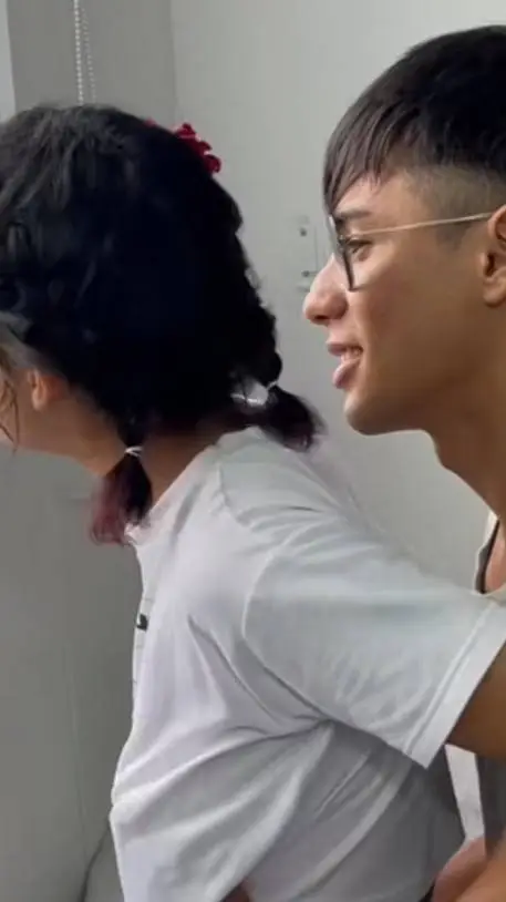 ai character: Emily (Ur sister) background