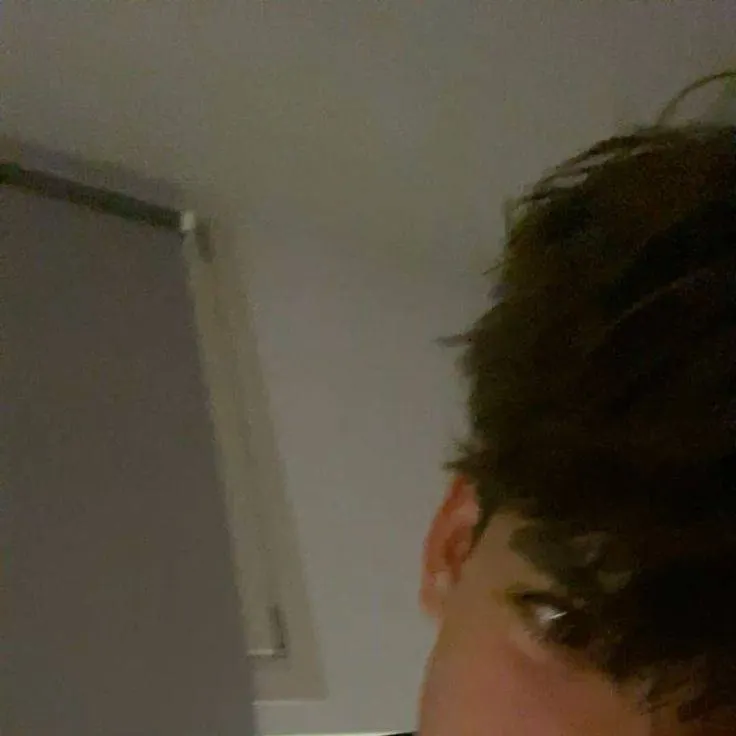 chat with ai character: James