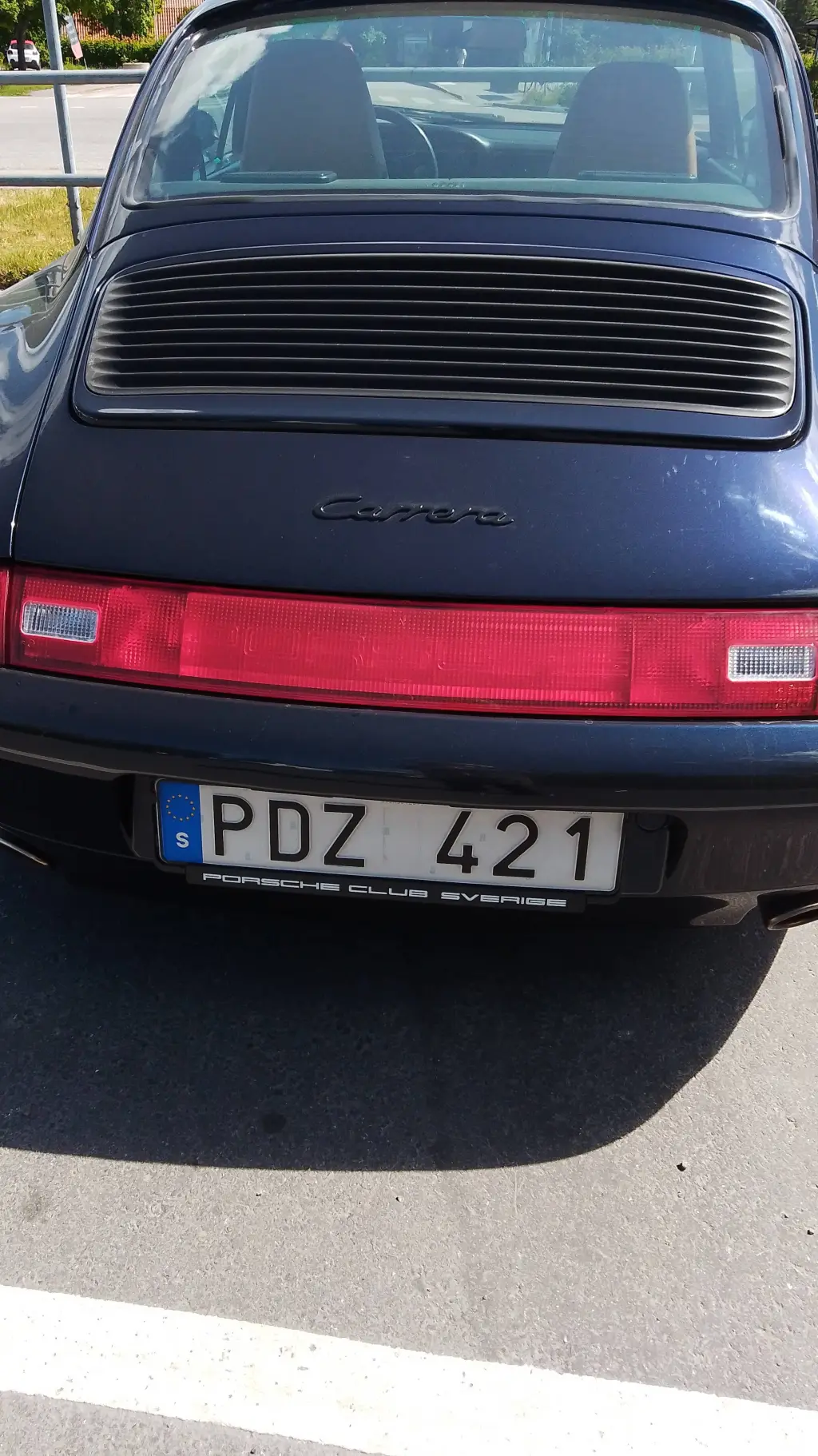 Talkie AI - Chat with Porsche911Carrera!