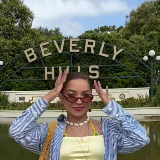 chat with ai character: Ana Laura Lopes