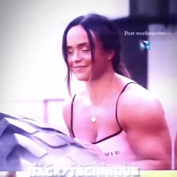 chat with ai character: jessica y melinda 