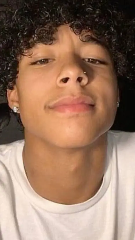 ai character: ayden background