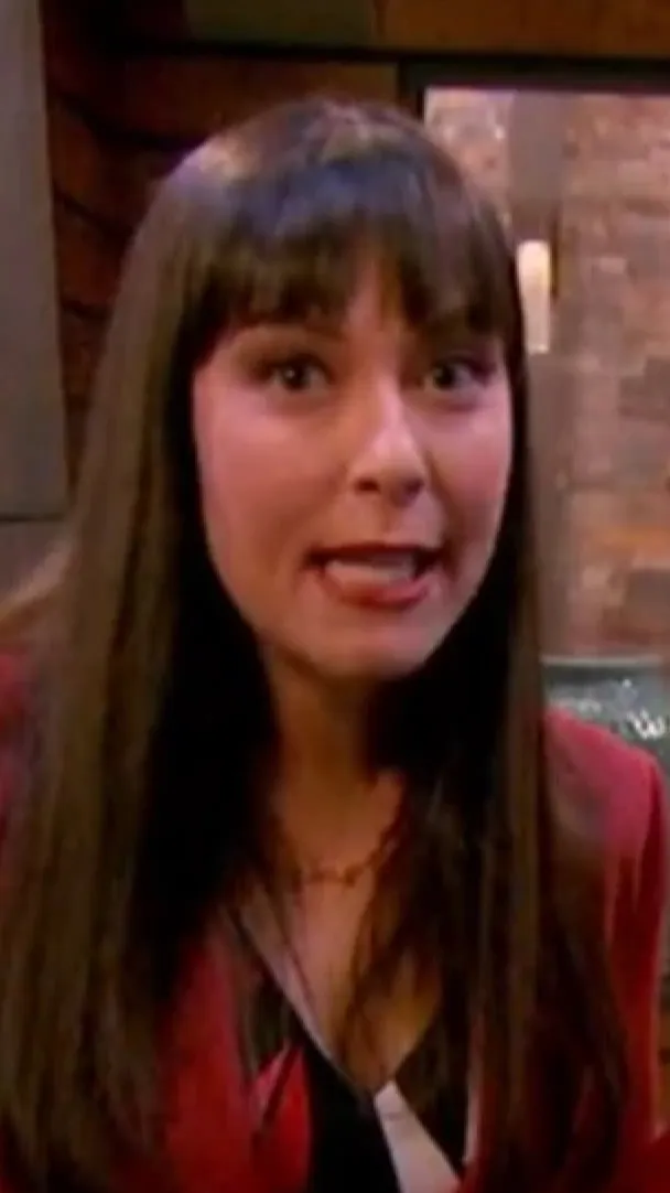 ai character: Evelyn hall background