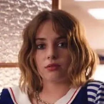 chat with ai character: Robin