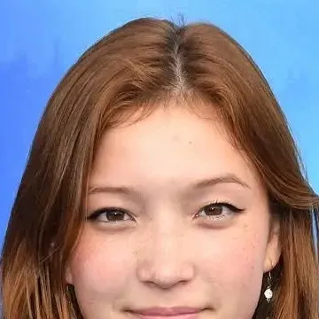 chat with ai character: Saylor curda