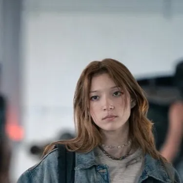 chat with ai character: MAYHEM