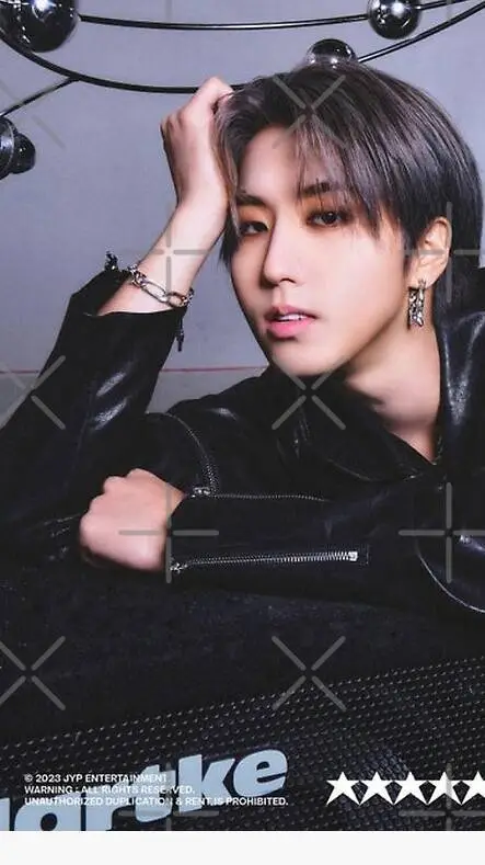 ai character: stray kids  background