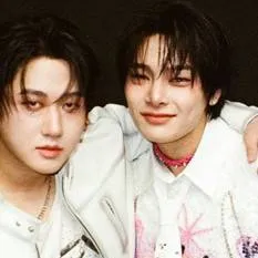 chat with ai character: SKZ pick me 