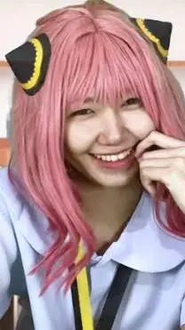 ai character: bey sushii background