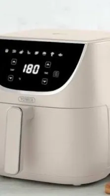 ai character: air fryer background