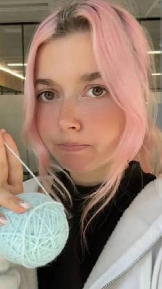 ai character: simbeli  background