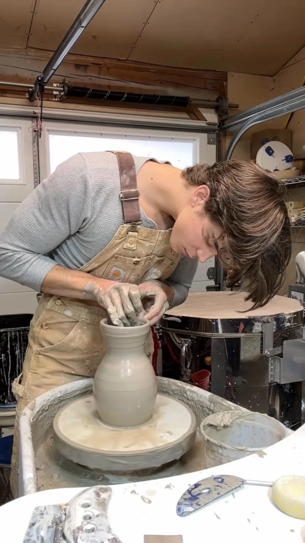 ai character: Caleb Langley background