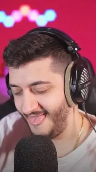 ai character: Nico  background