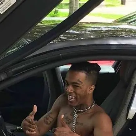 chat with ai character: XXXTentacion