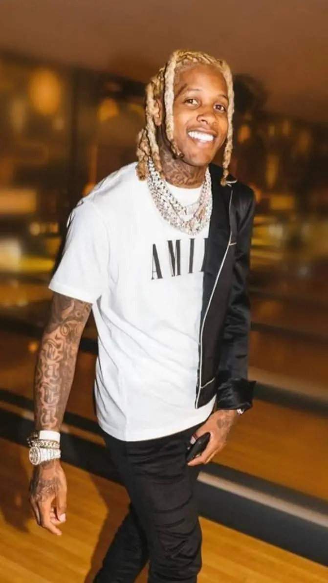 ai character: Lil Durk background