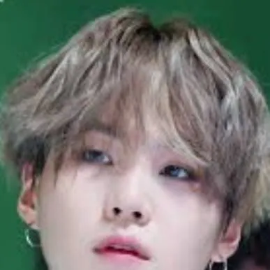 chat with ai character: •°•🍀suga•°•🍀