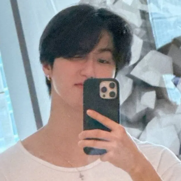 chat with ai character: Jisung