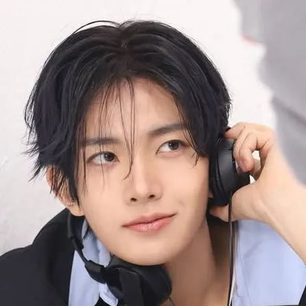 chat with ai character: ~Heeseung~