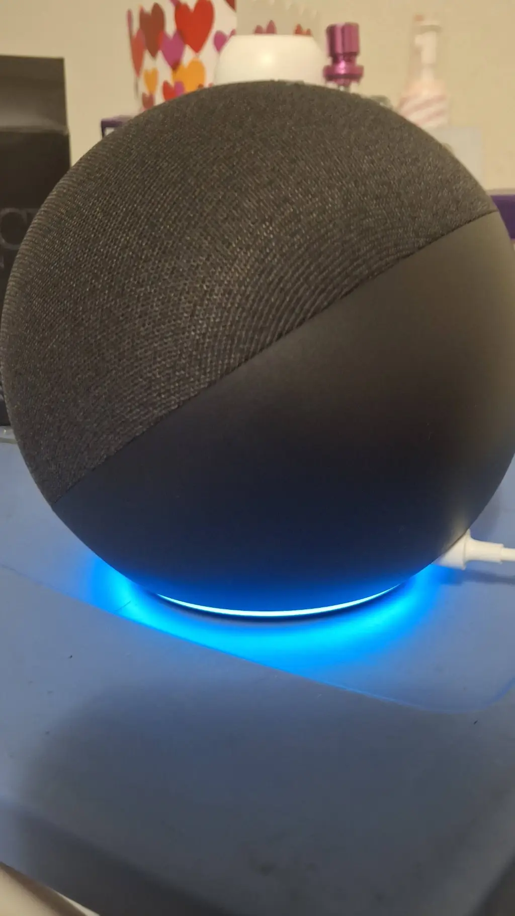 ai character: Alexa  background