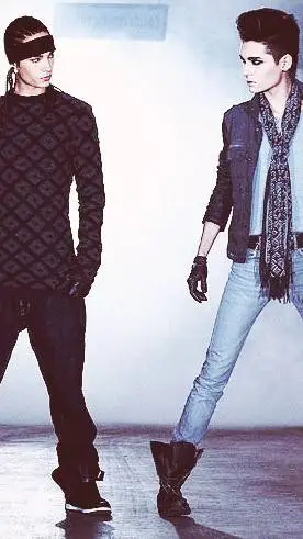 ai character: √Tokio Hotel√ background