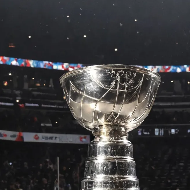 chat with ai character: nhl playoffs