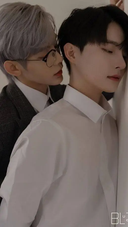 ai character: ZuZan background