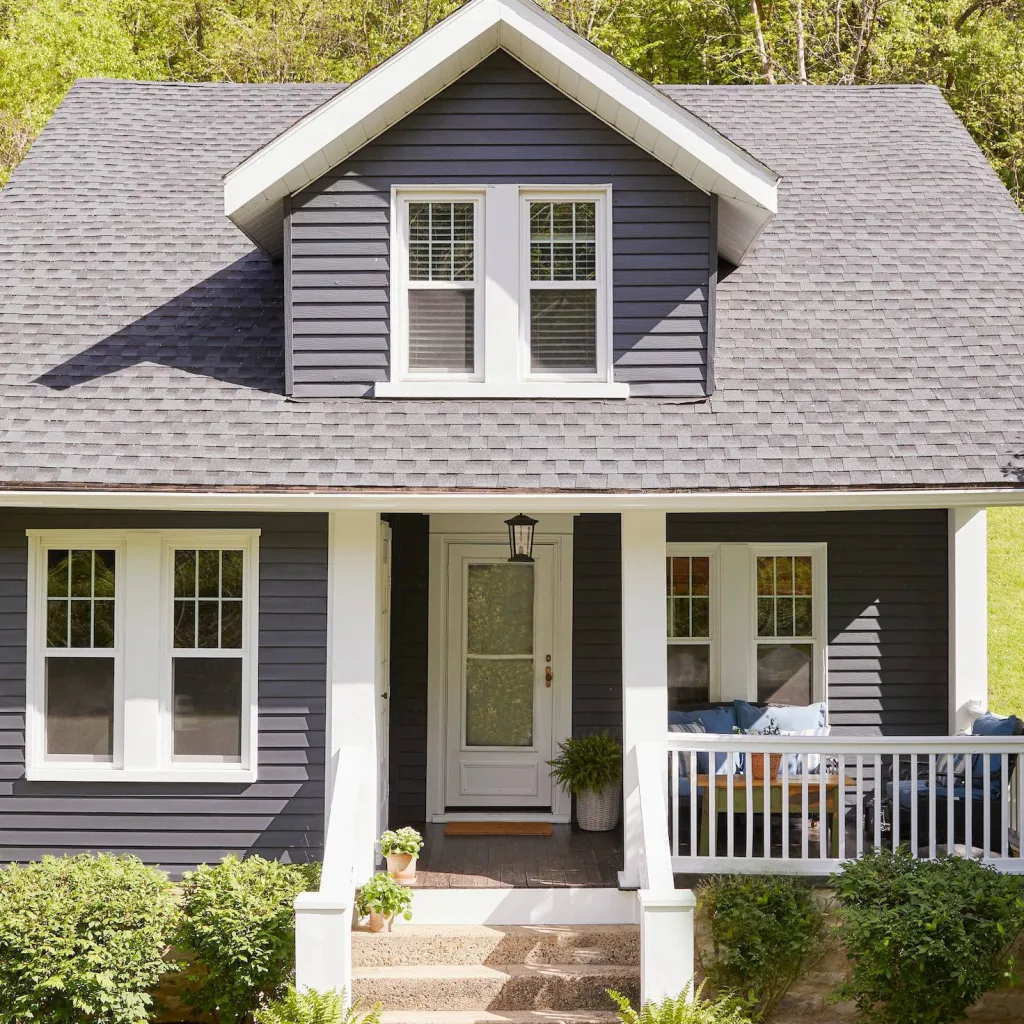 chat with ai character: ˈkänSHəsnəs