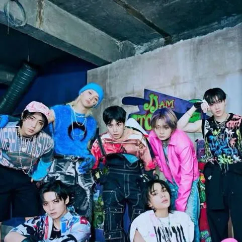 chat with ai character: JJAM Factory. 