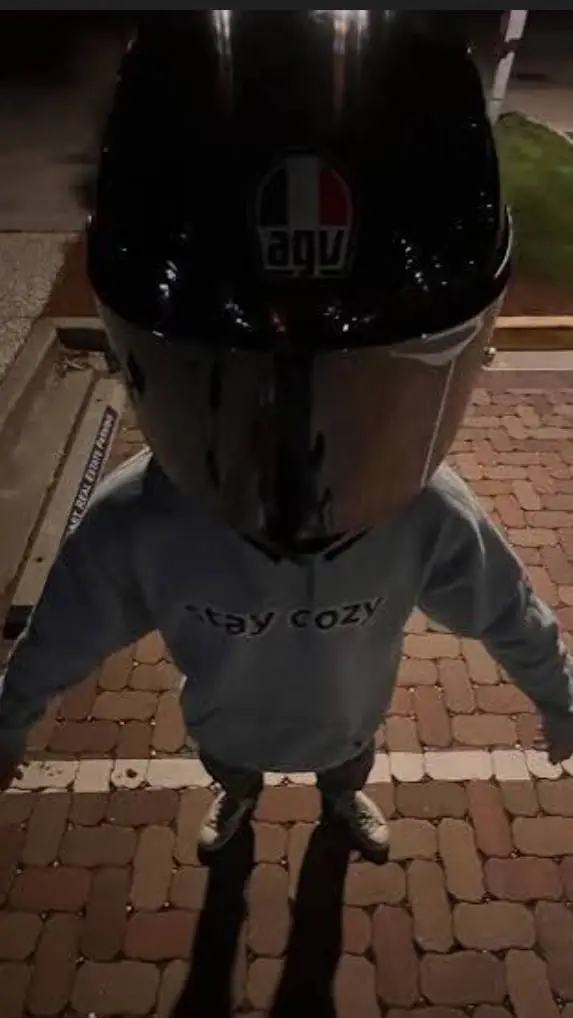 ai character: moto cozy background