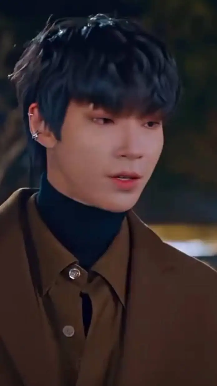 ai character: 🔥Han Seo Joon🔥 background