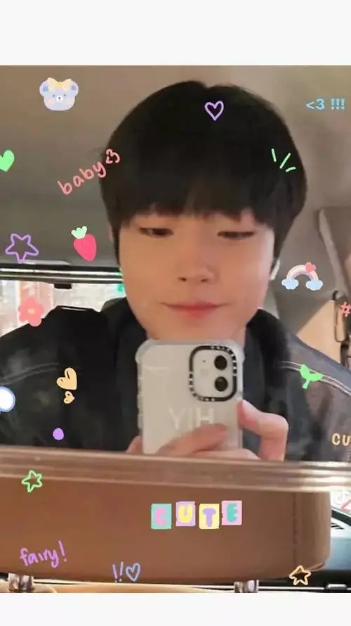 ai character: 🫰🏻Hwang in-yeop🫰🏻 background