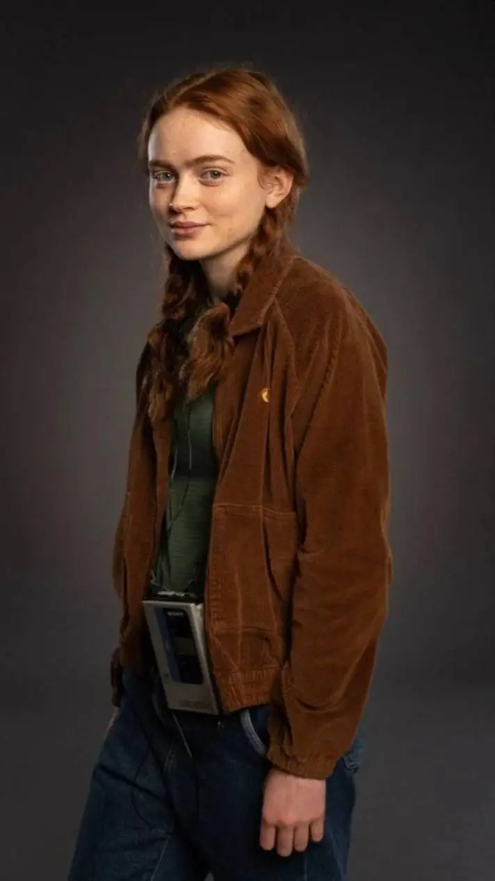ai character: Max Mayfield background