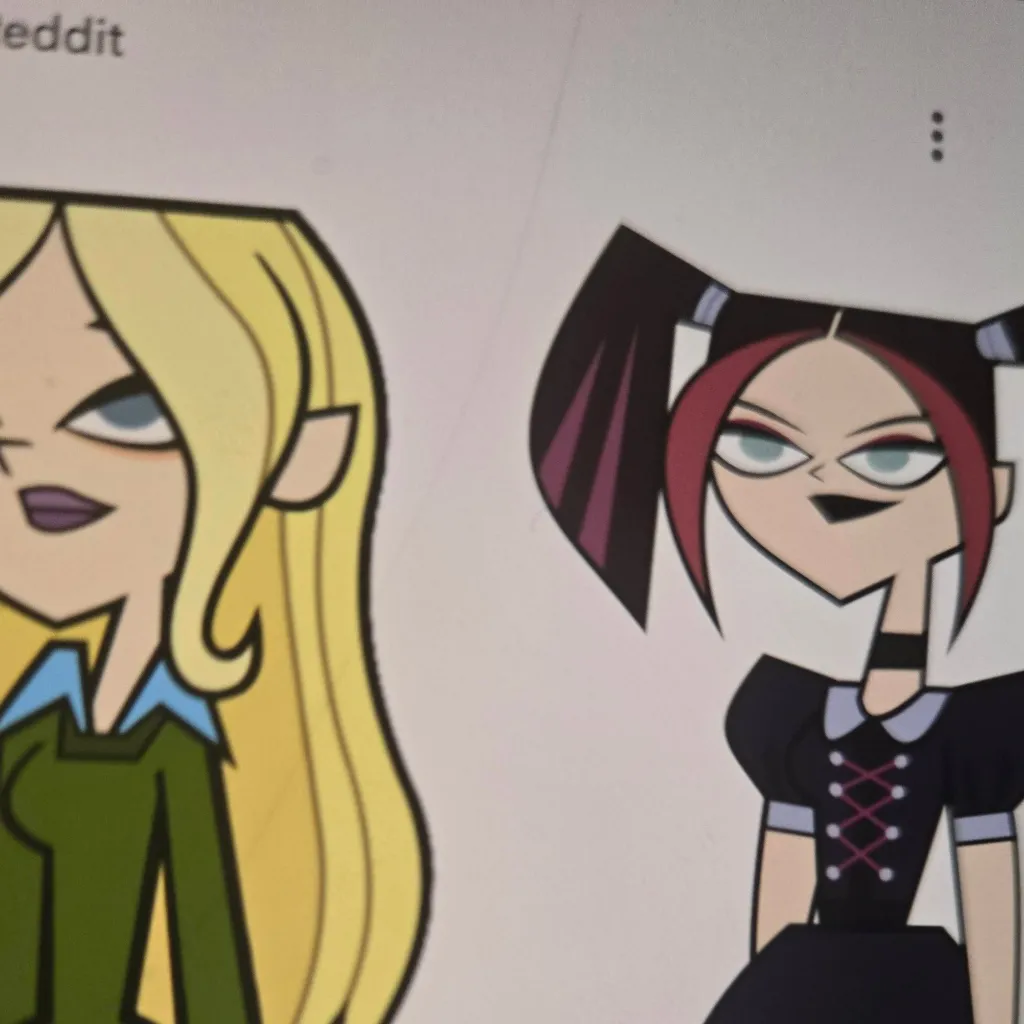 chat with ai character: Dawn x scary girl 