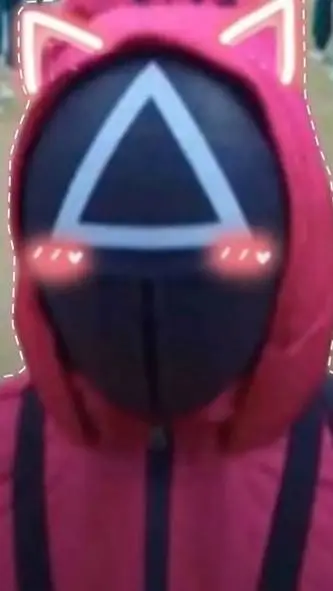 ai character: triangulito background