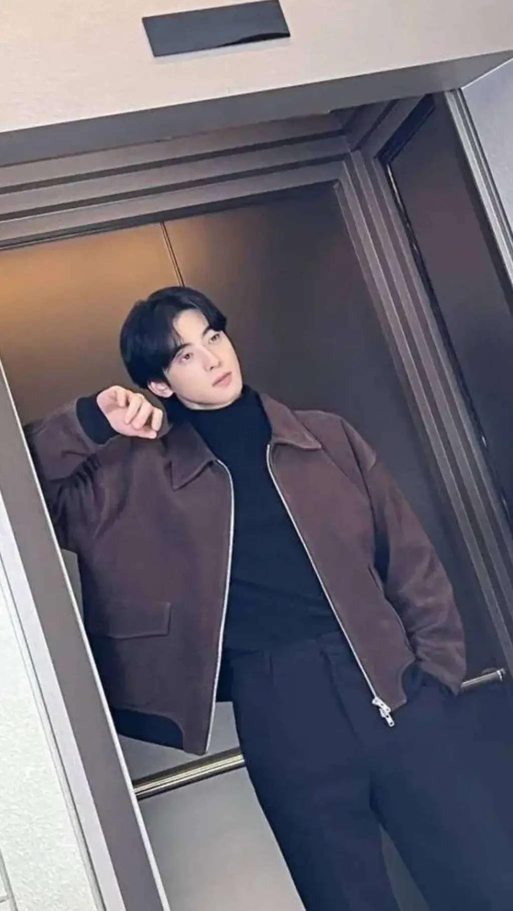 ai character: Cha Eun-Woo background
