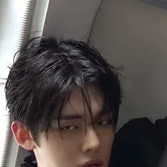 chat with ai character: Yeonjun